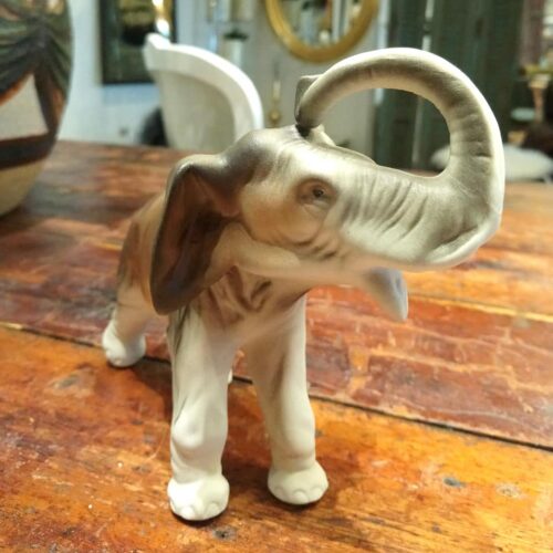 Elefant håndmalet porcelæn sød og charmerende