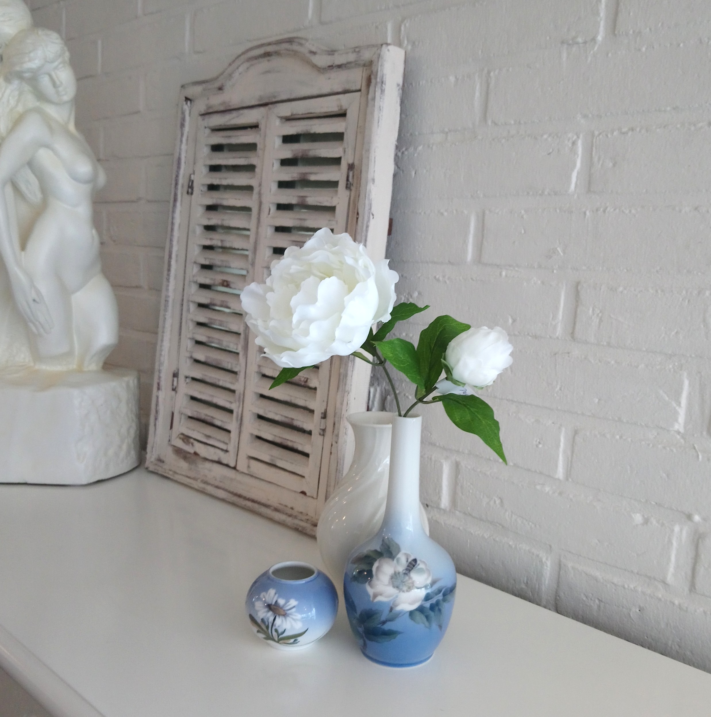 Royal Copenhagen Blomst & Sommerfugl