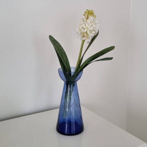 Hyacintglas højt blåt – smukt i farven