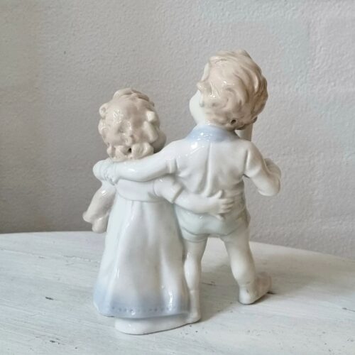 Søde børn i porcelæn