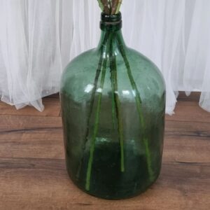 Smuk gammel vinballon i grønt glas