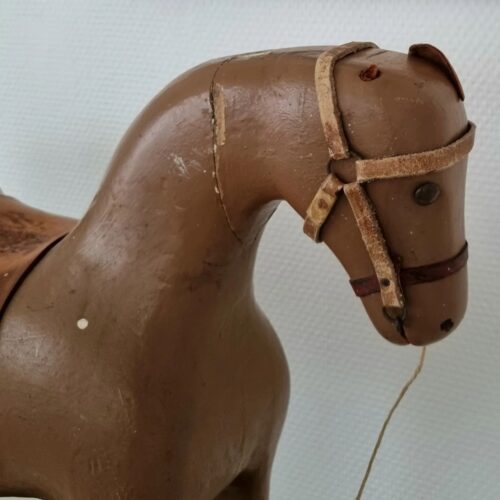Stor gammel hest