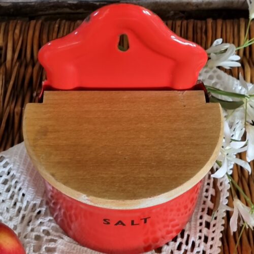 Glud & Marstrand rødt saltkar med trælåg