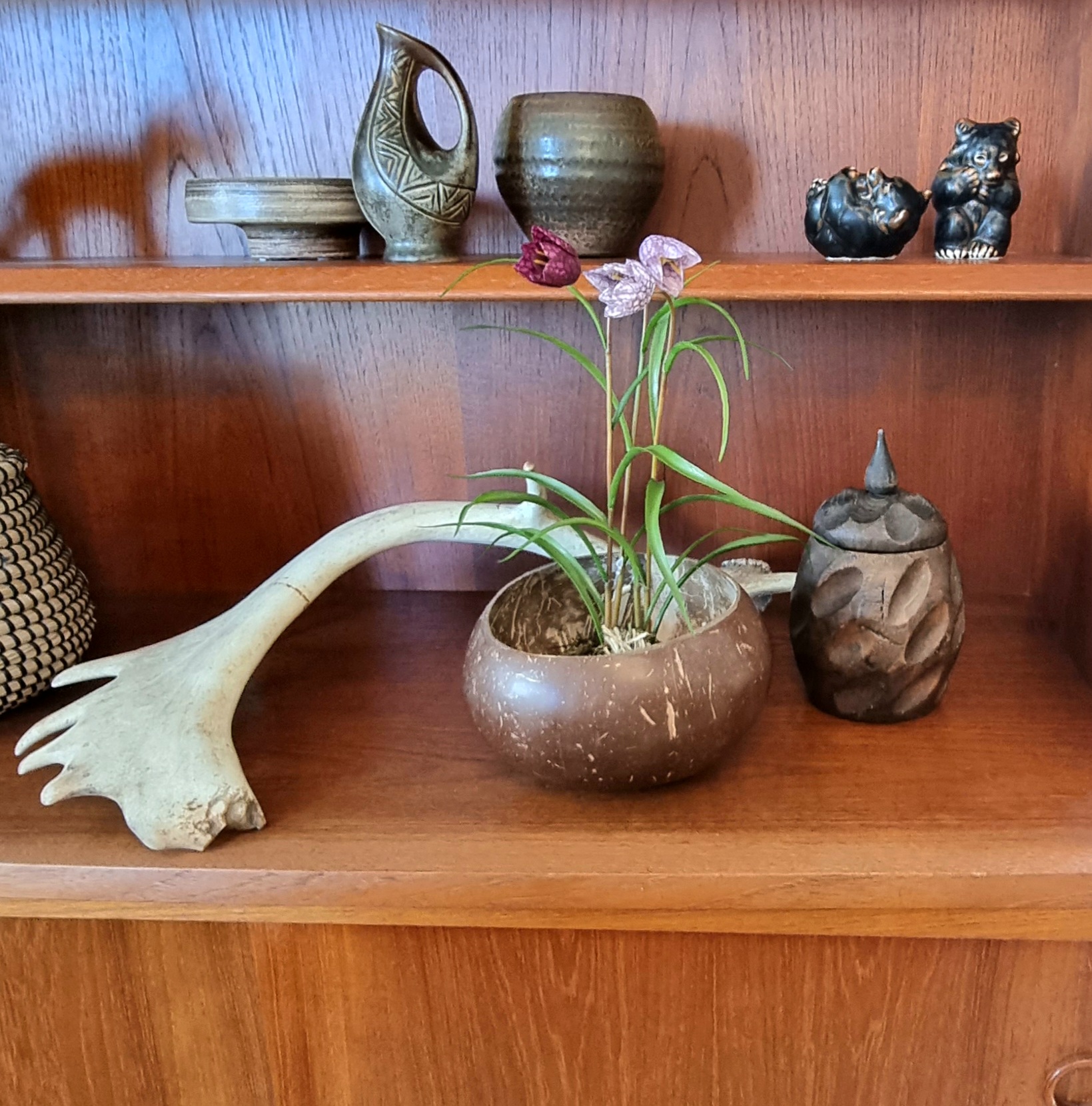 Smukke ting i reolen