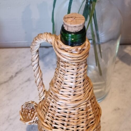 Fin bastflaske med prop – flot rustik