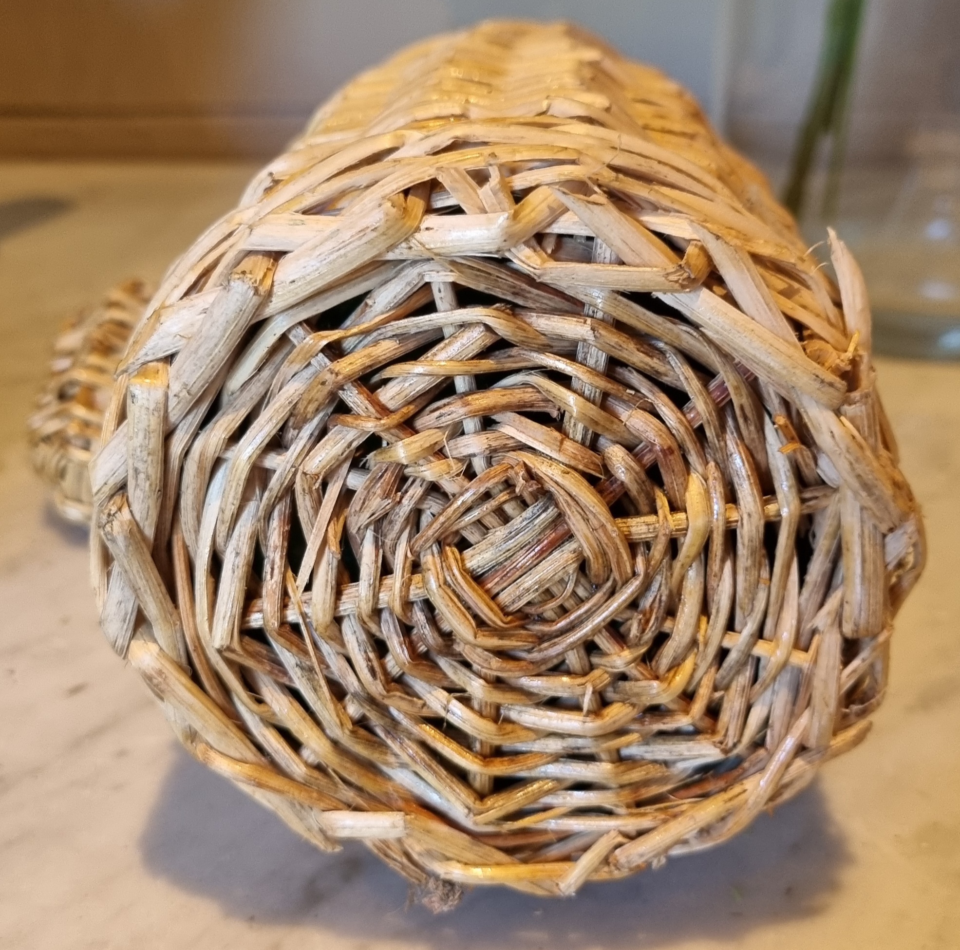 Fin bastflaske med prop