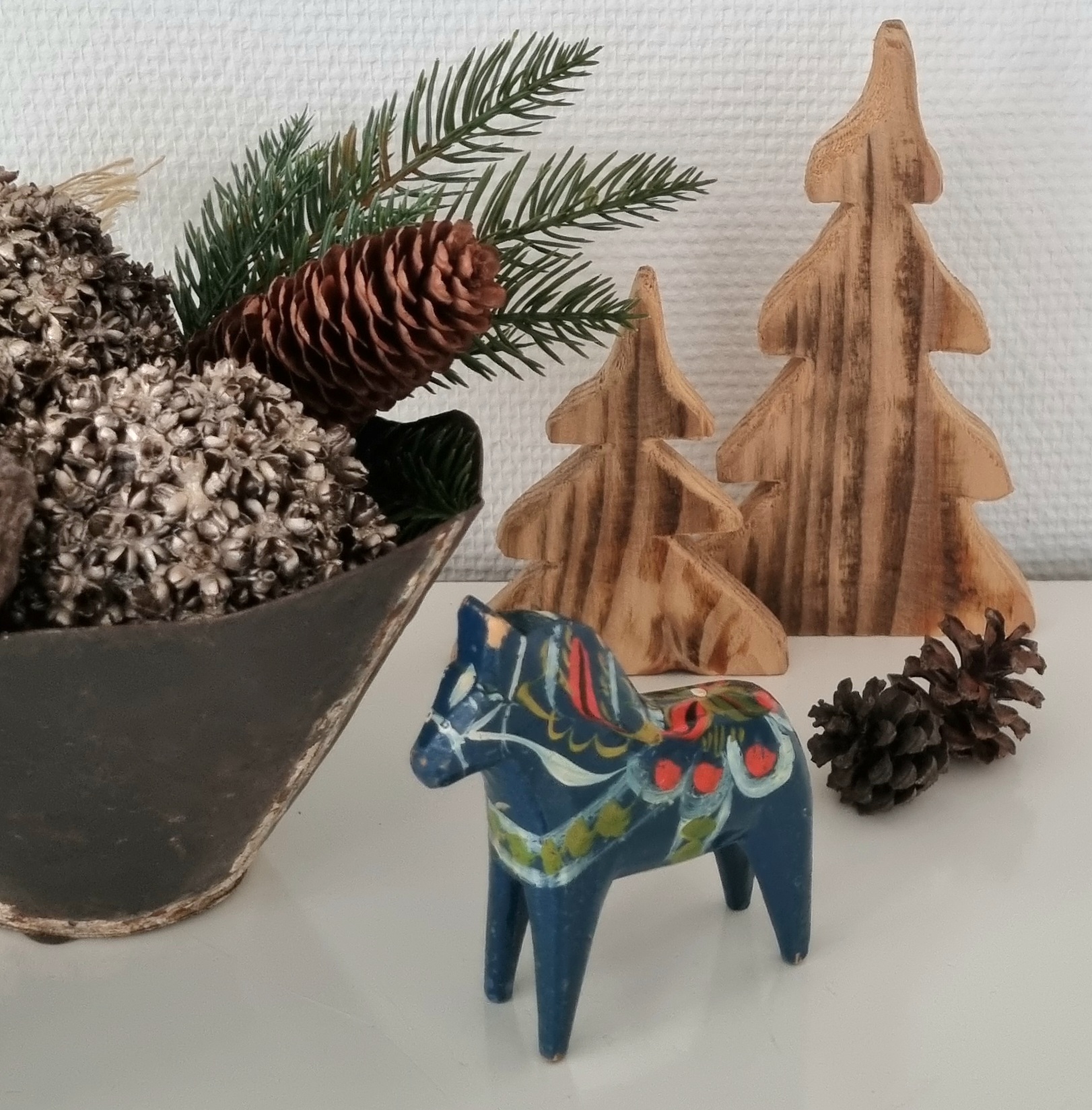Sød gammel Dalar hest i flot stand 10,5 cm