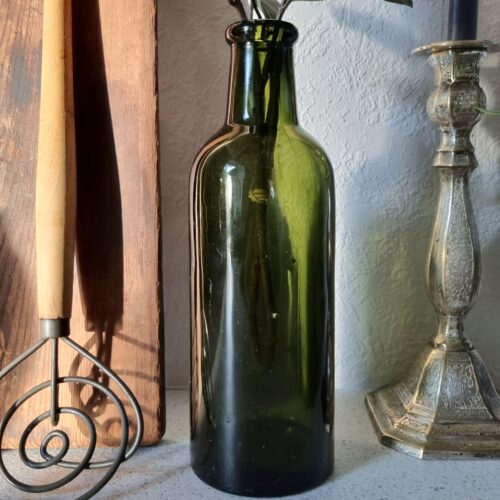 Rigtig gammel grøn flaske – i flot stand