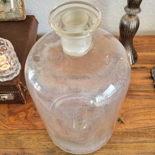 Stor apoteker flaske med glasprop – transparent