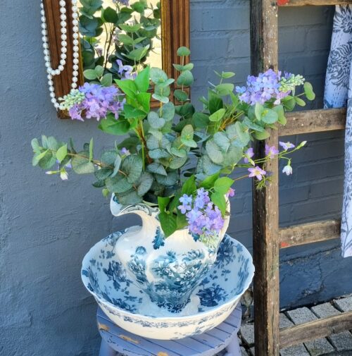 De smukkeste blomster og grene....