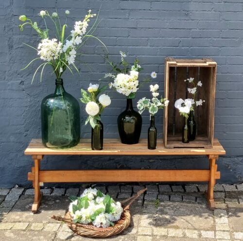 Smukke blomster i gamle flasker....