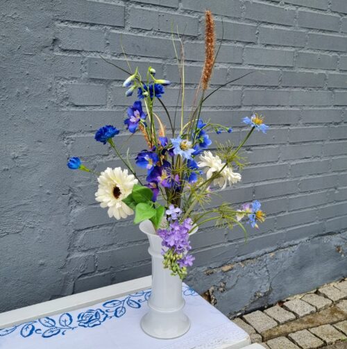 Holmegaard hvid opal vase - i flot stand