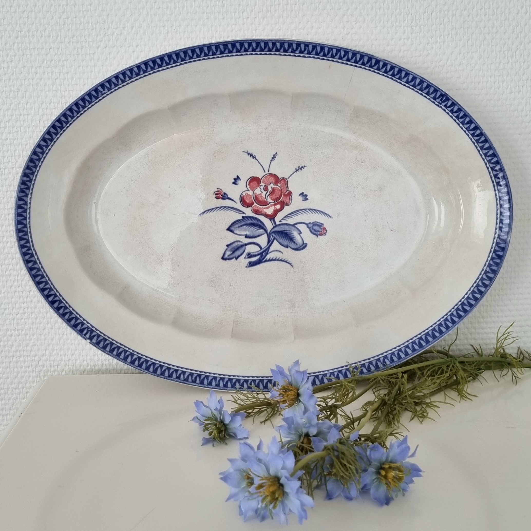 Gammelt Rosen Gustavsberg fad