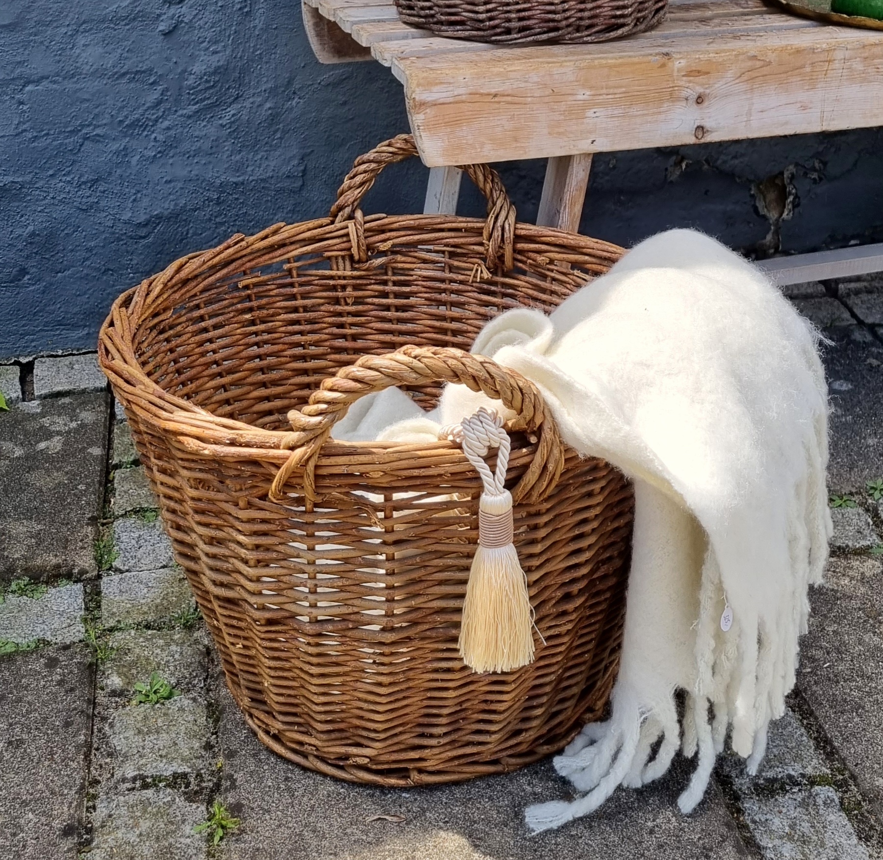 Stor gammel pilekurv med hanke - flot rustik