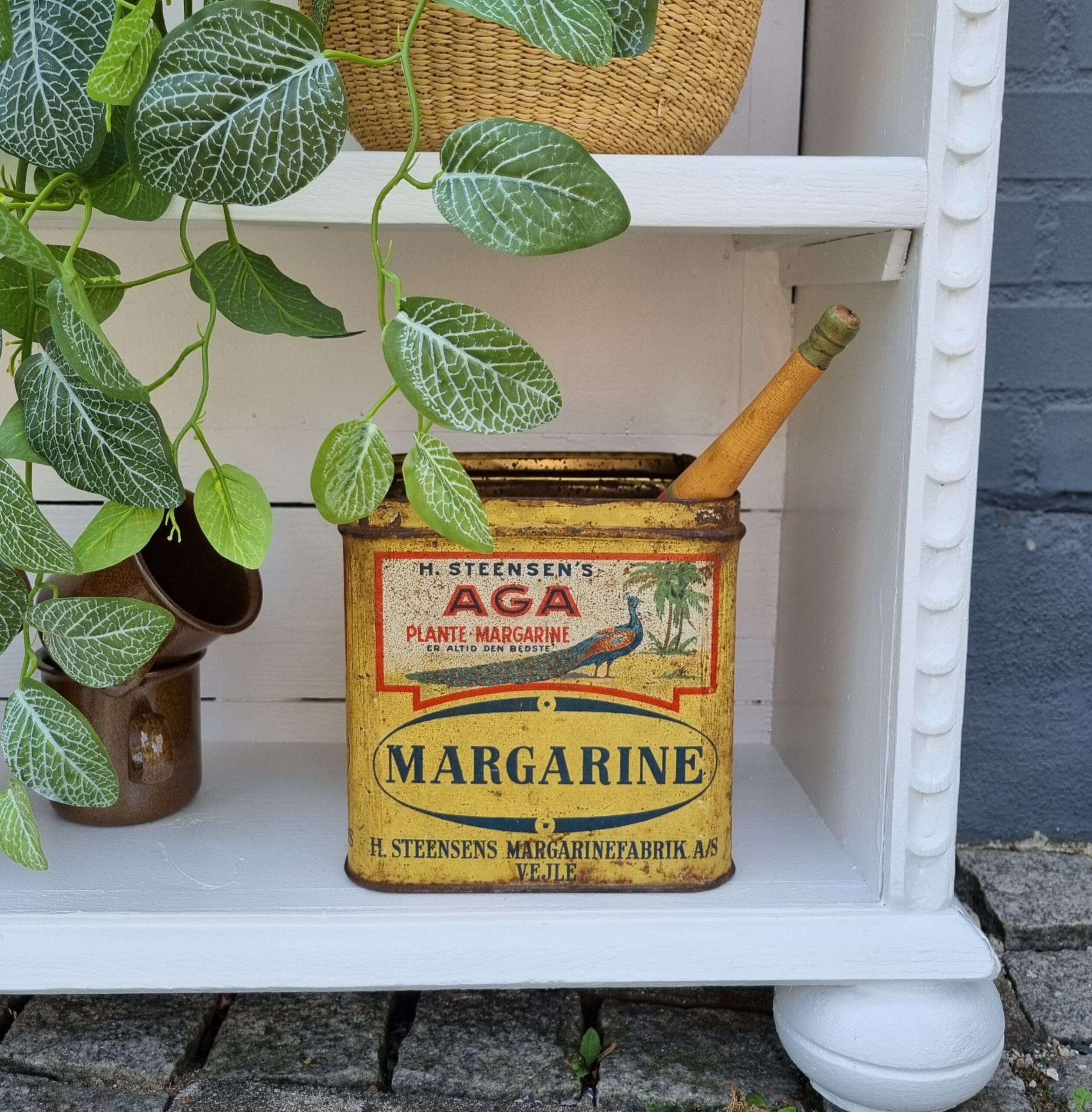 Gammel AGA margarine dåse uden låg
