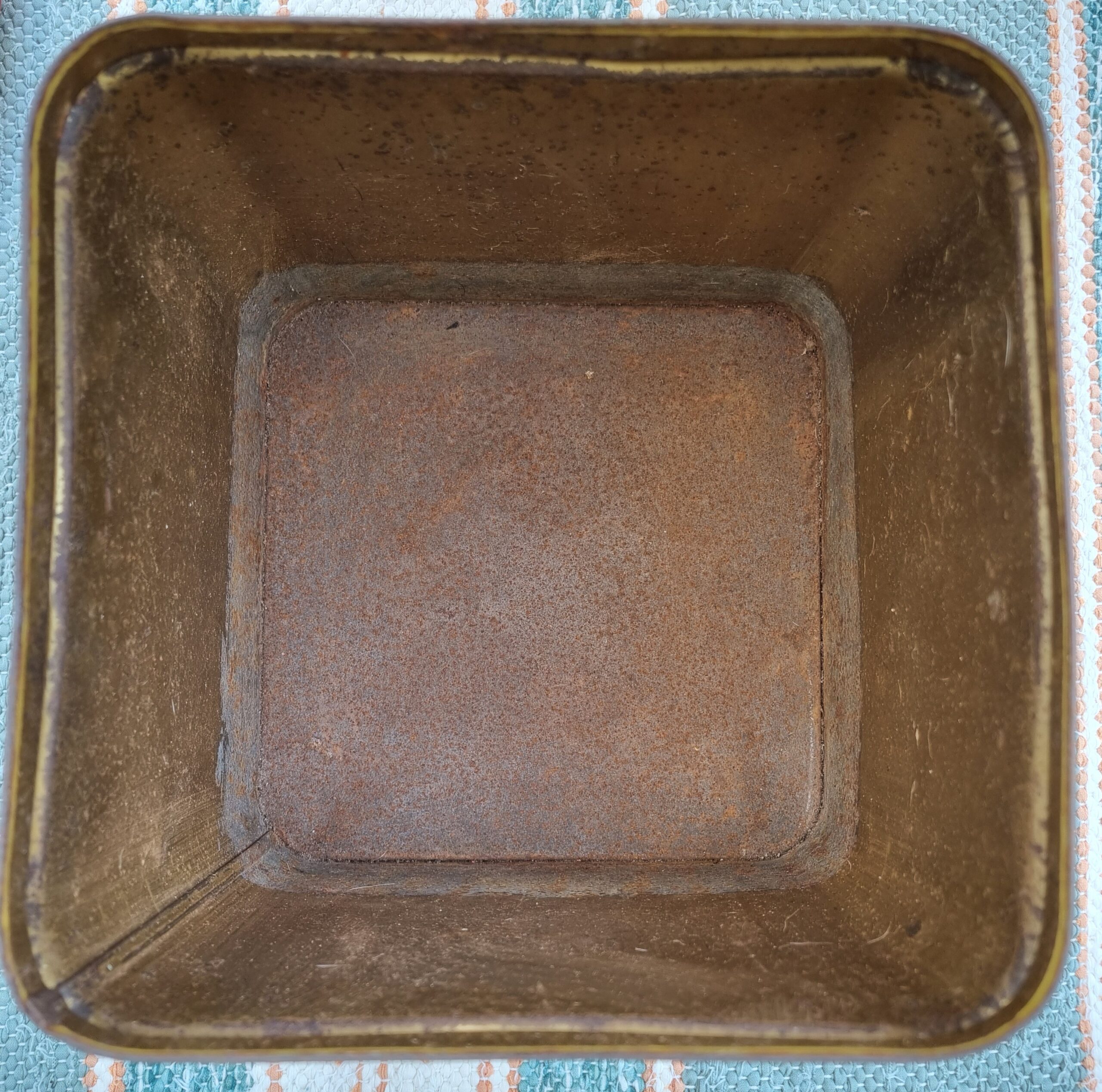 Gammel AGA margarine dåse uden låg