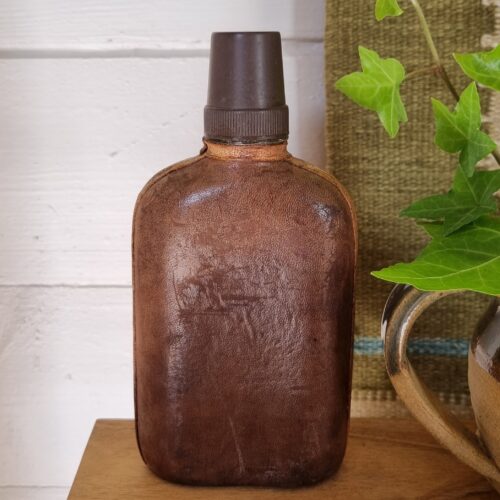 Flot gammel Cognac flaske
