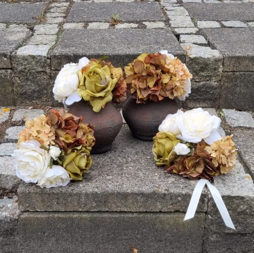 Skøn efterårs buket med Roser og Hortensia
