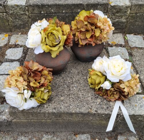 Skøn efterårs buket med Roser og Hortensia