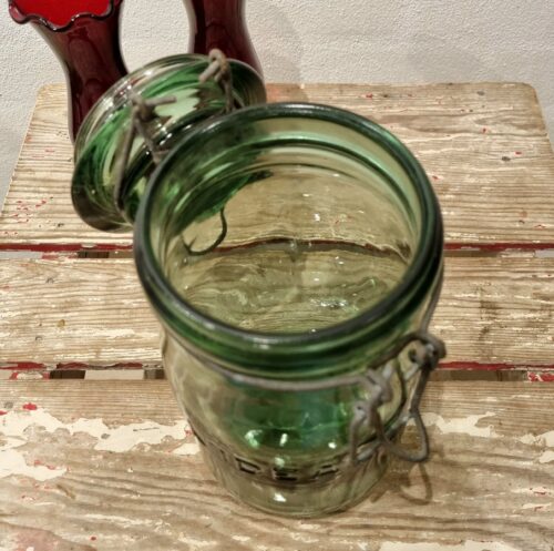 Gammelt fransk sylteglas