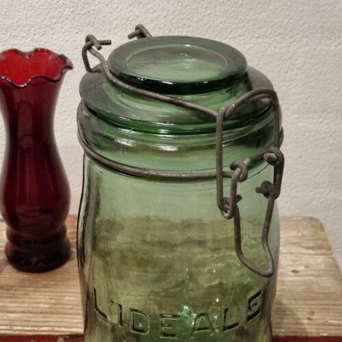 Gammelt fransk sylteglas med patentluk