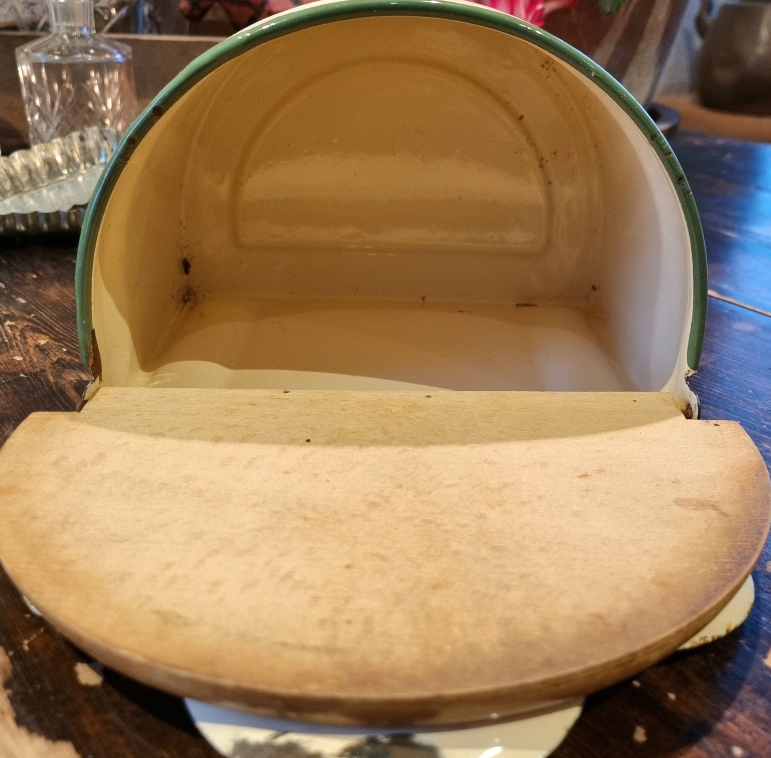 Glud & Marstrand lysegult saltkar