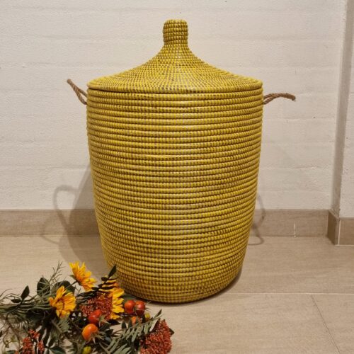Vasketøjskurv gul med låg – mellem str.