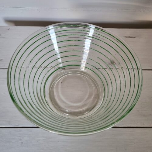 Smuk grønstribet Broksø glasskål fra Holmegaard