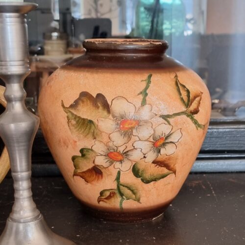 Smuk og romantisk gammel blomster krukke