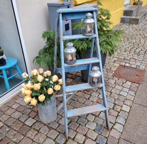 Gammel svensk trappestige - flot patineret