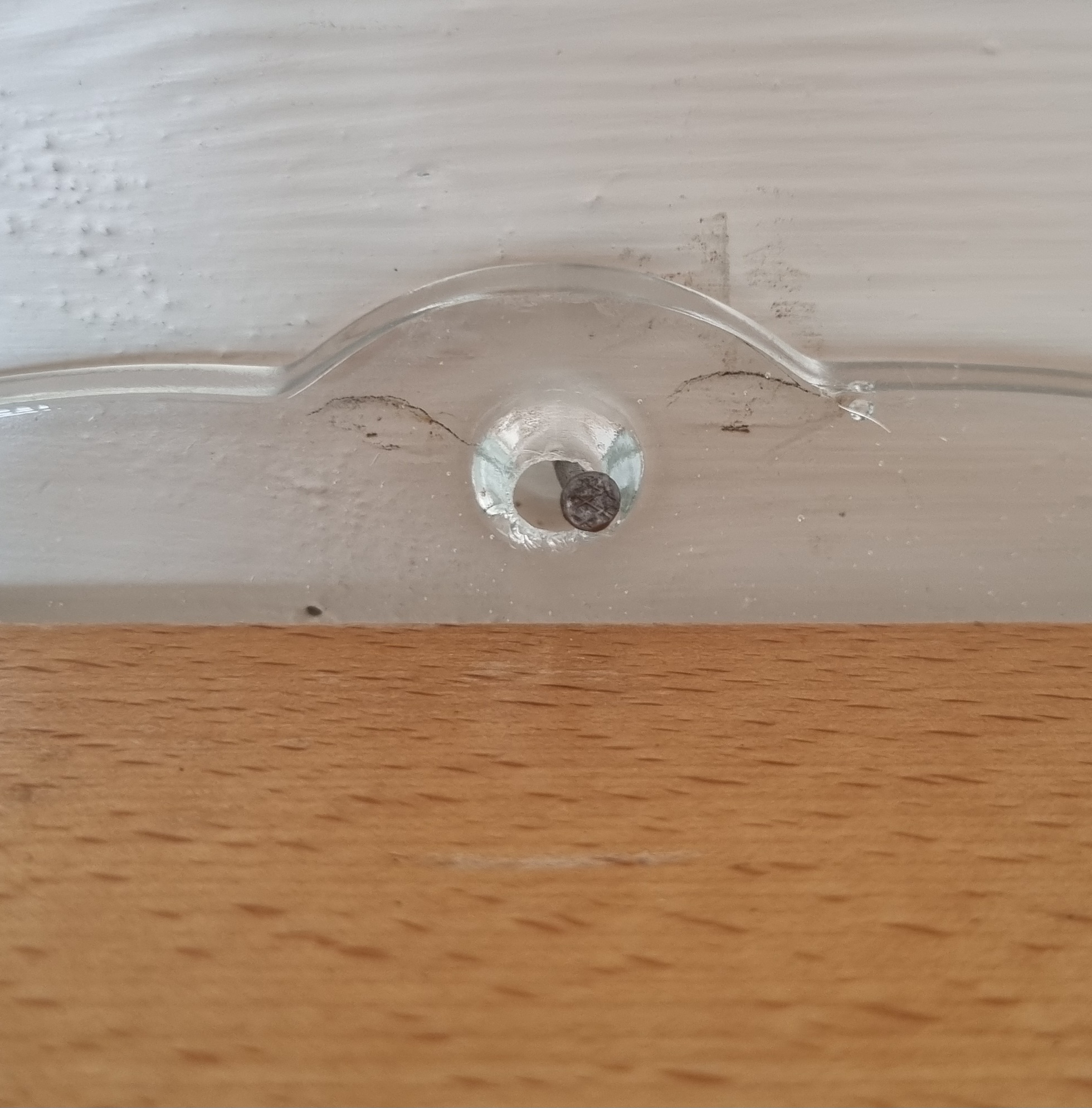 Flot saltkar i glas med trælåg