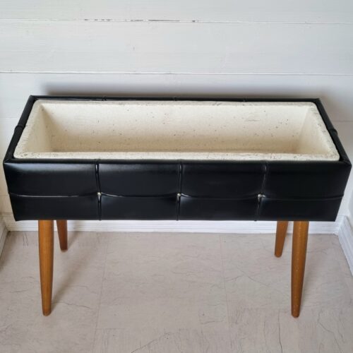 Flot retro blomster kumme på teakben