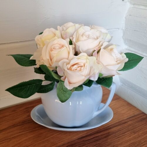 Smuk Rosen buket – bundet og klar til vasen