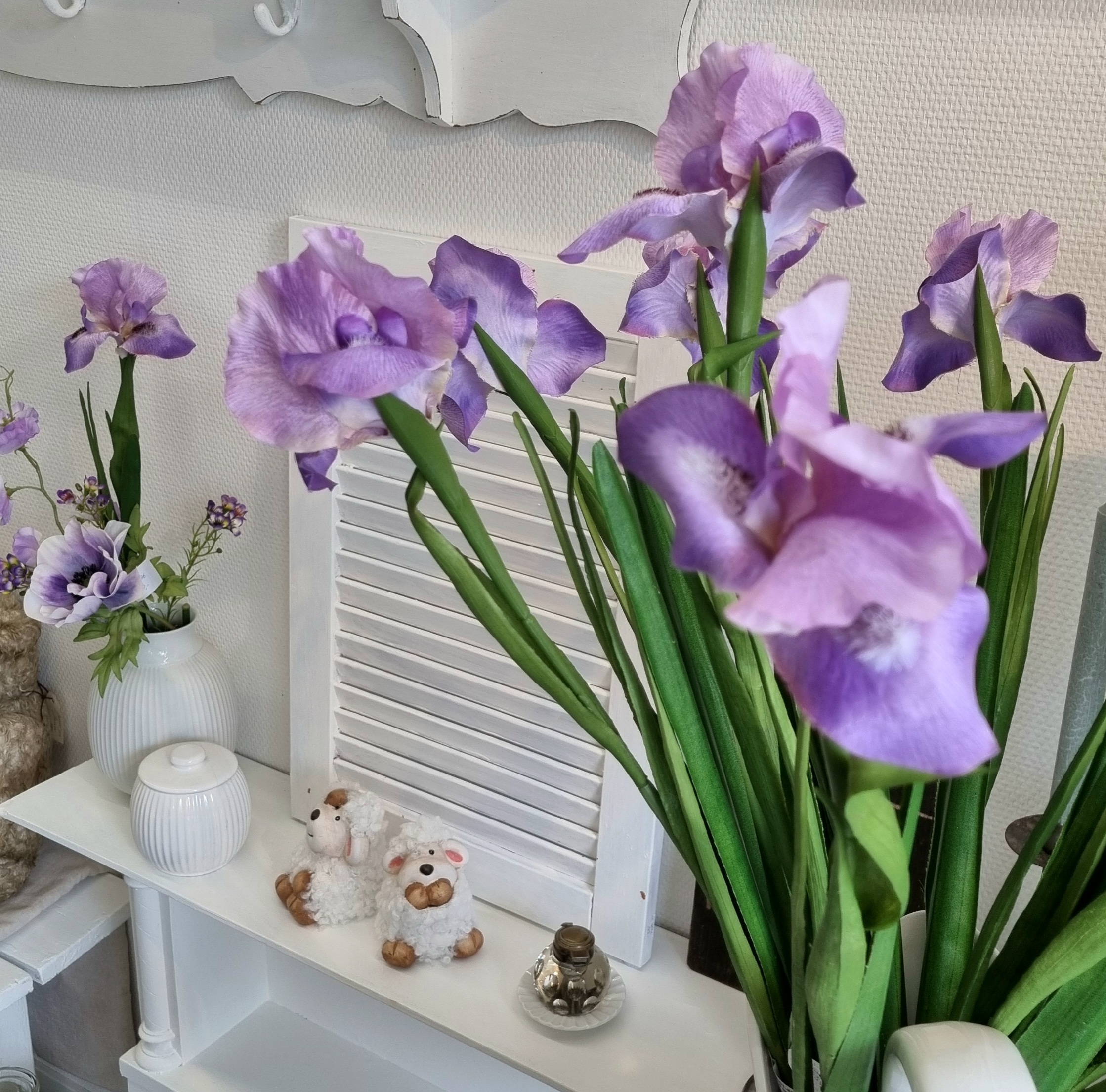 Elegant lys lilla Iris - smuk naturtro
