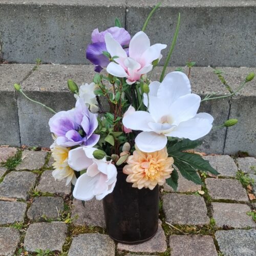 Rosa Magnolie – stor smuk flergrenet stilk