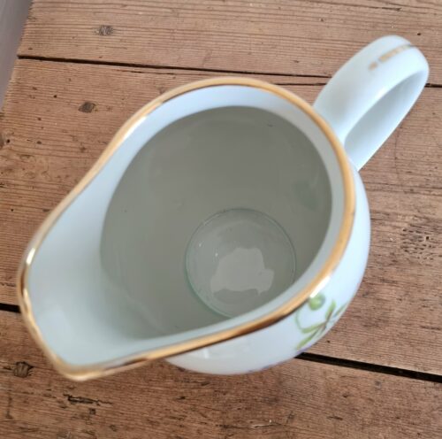 Sød romantisk mælkekande