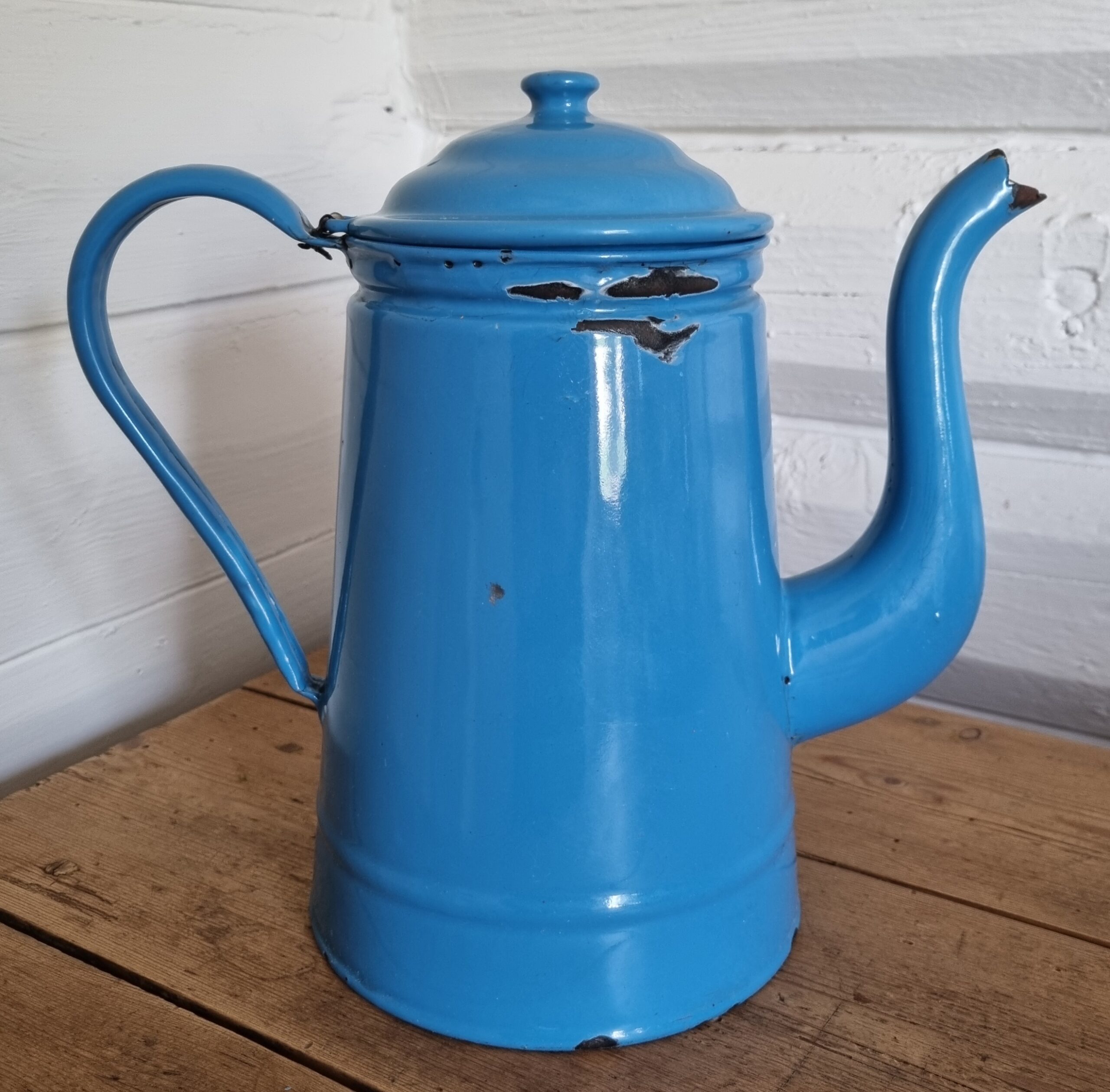 Madam Blå emalje kaffekande med låg