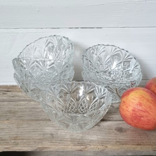 Fine glas skåle med smukt mønster – sæt 6 stk.