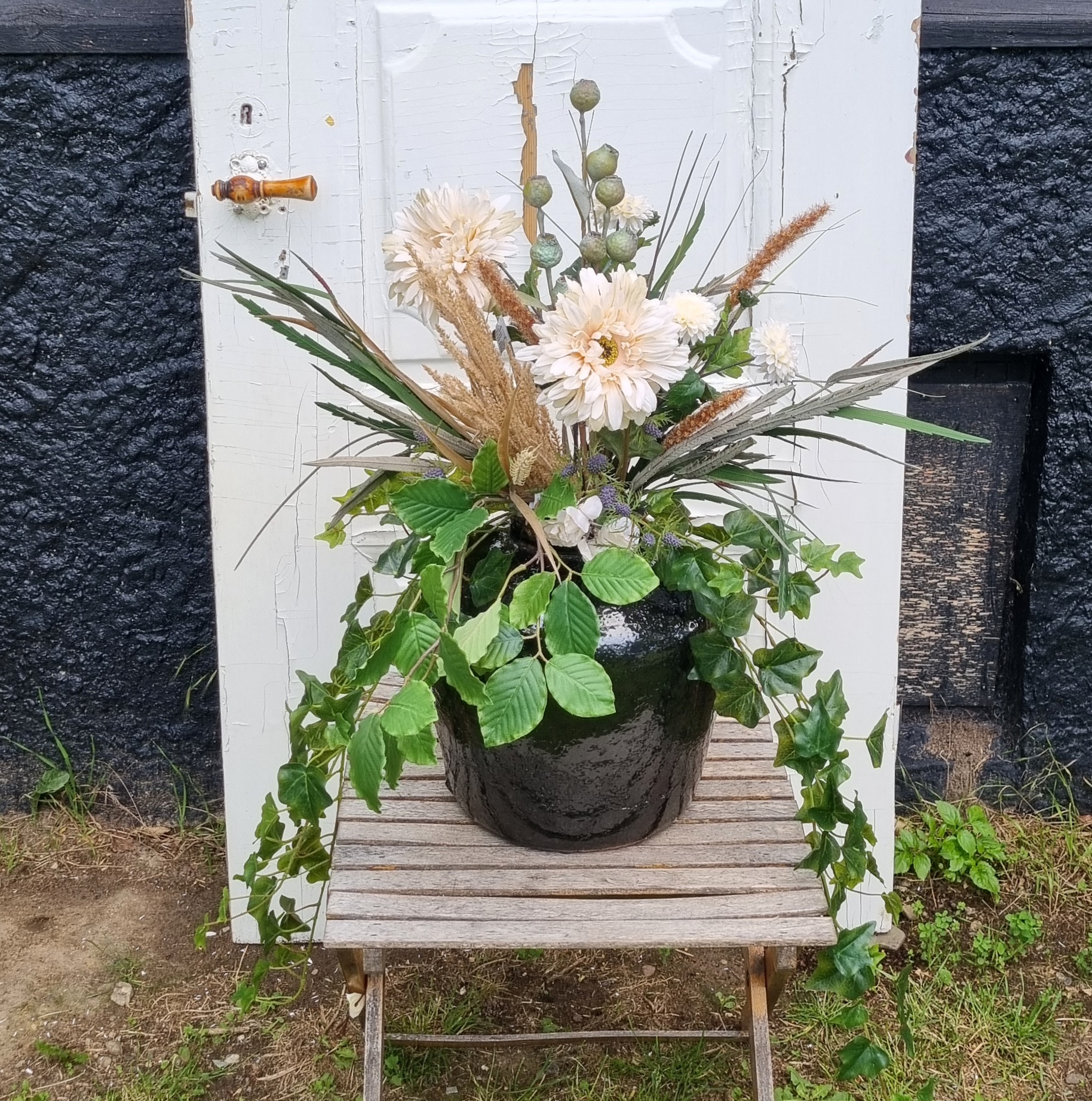 En smuk buket med flotte grønne grene