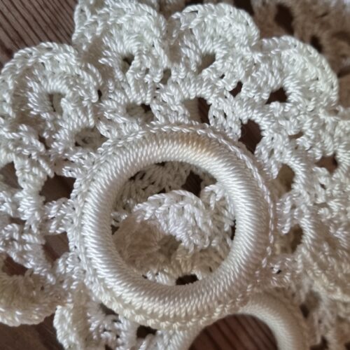 Servietringe hæklet i fint mønster – sæt 6 stk.