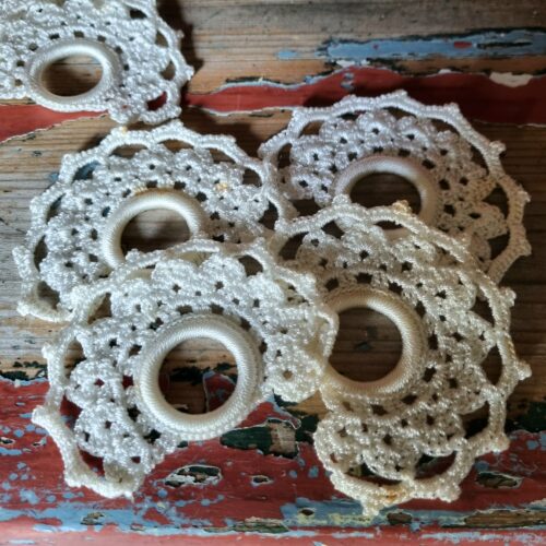 Servietringe hæklet i fint mønster – sælges enkeltvis