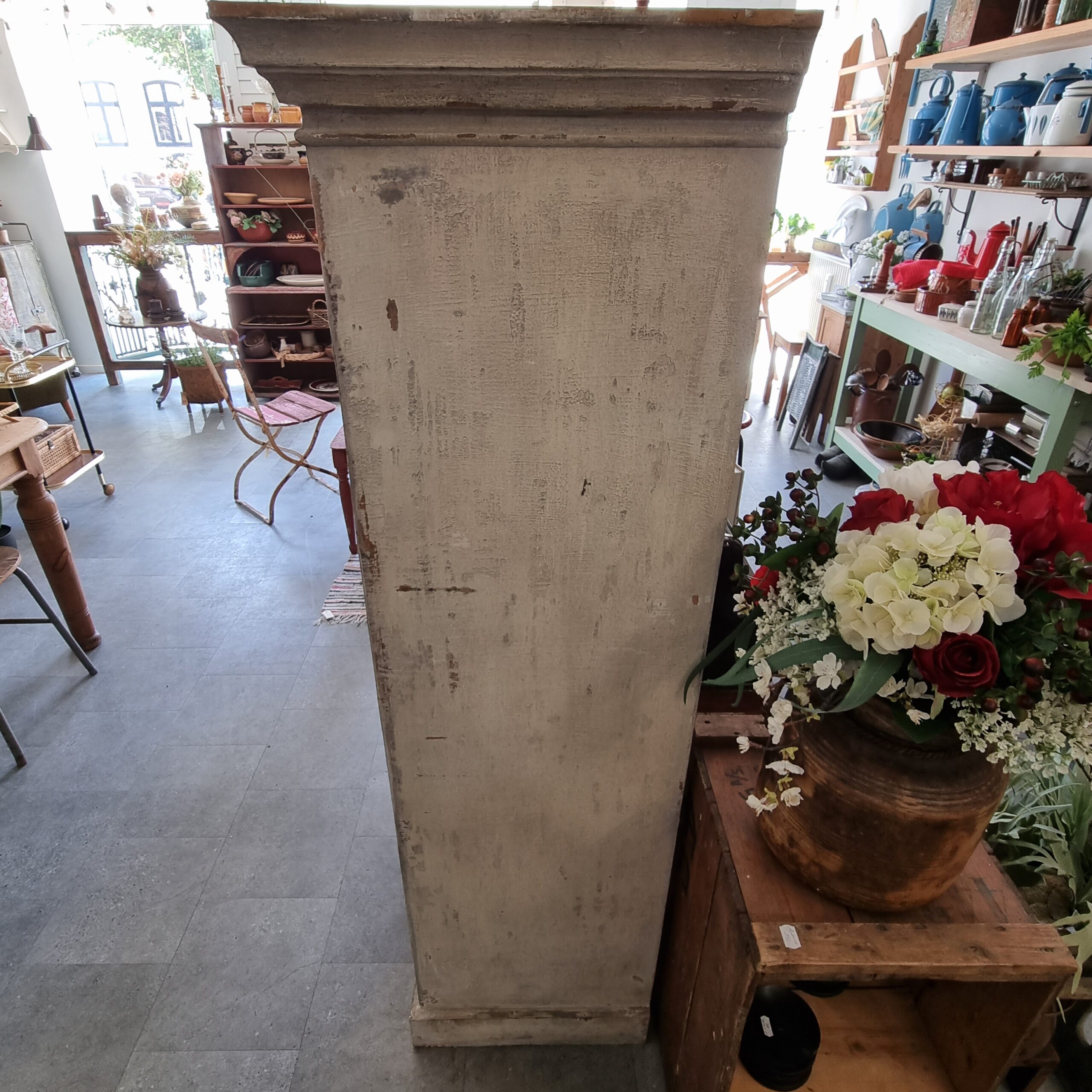 Stort rustikt skab med fin afskalnings effekt - Billede 6