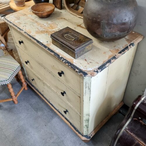 Flot gammel kommode med skøn patina