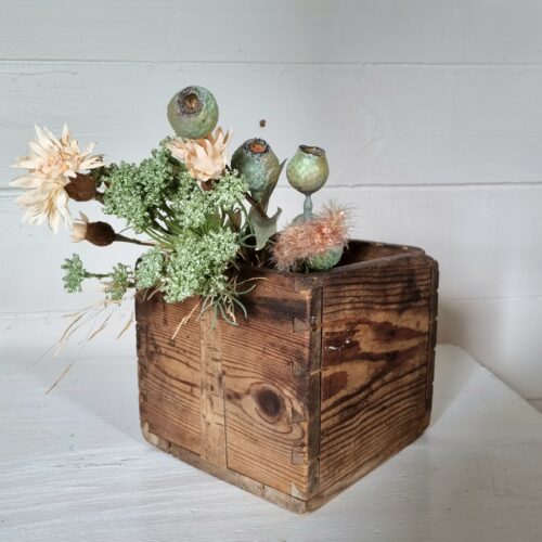 Antikt svensk skæppemål smukt patineret