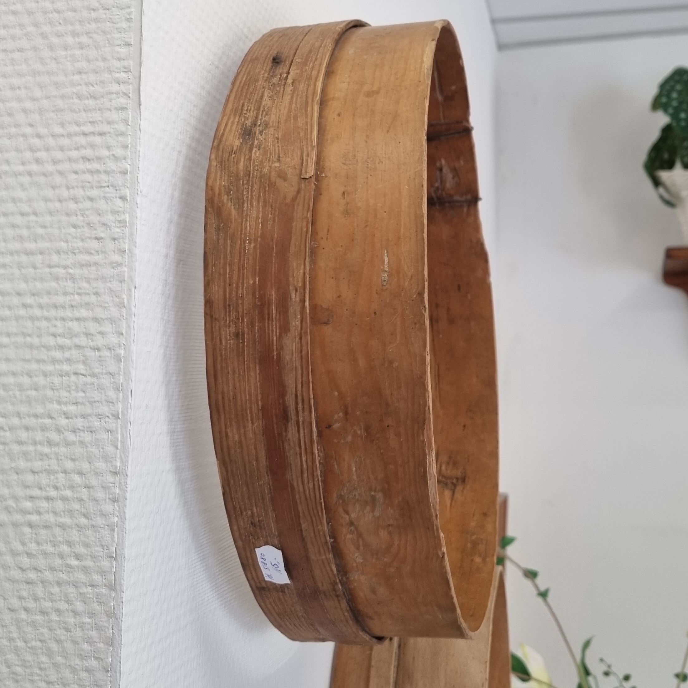 Stor gammel svensk osteform