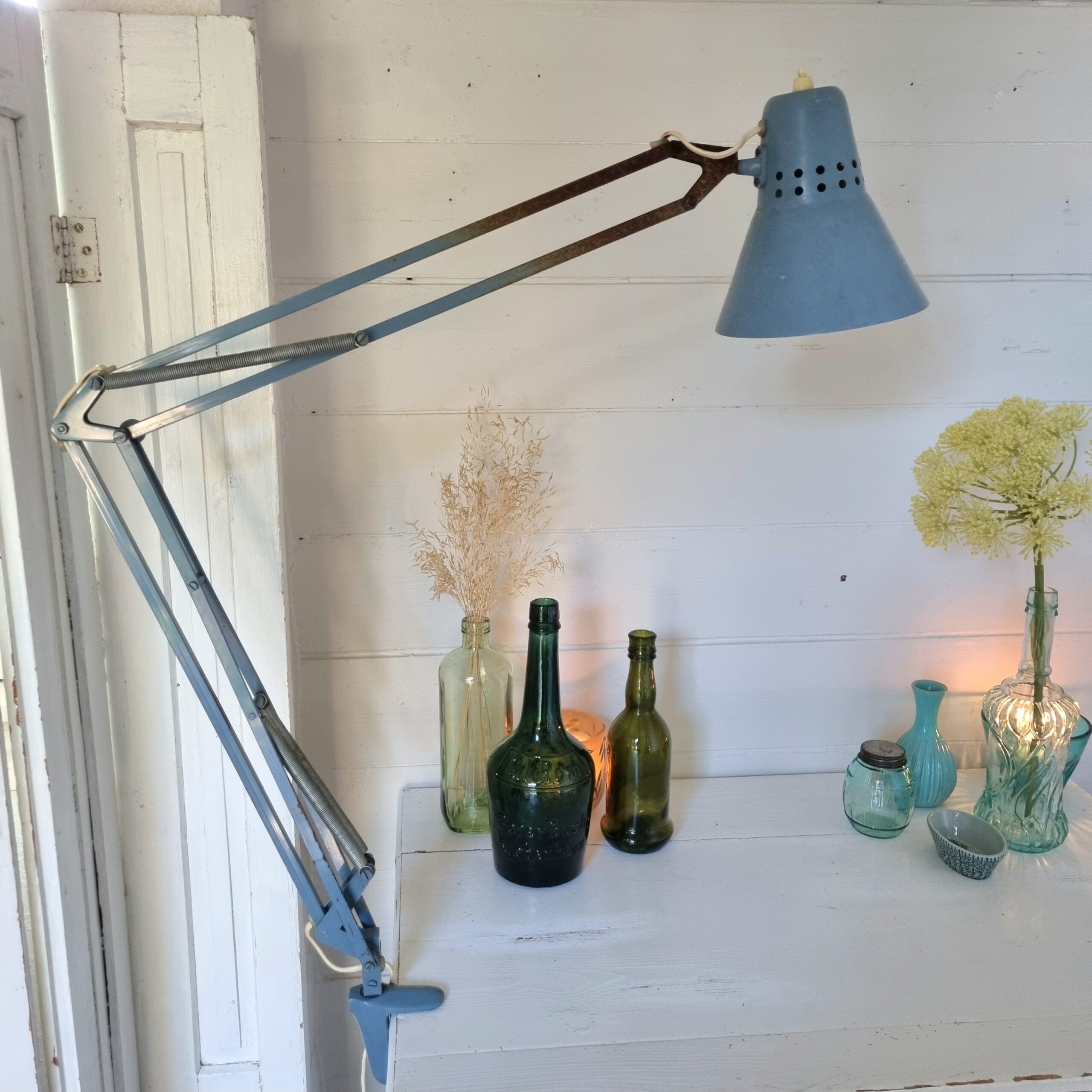 Flot retro arkitekt lampe - spændes på bordkanten