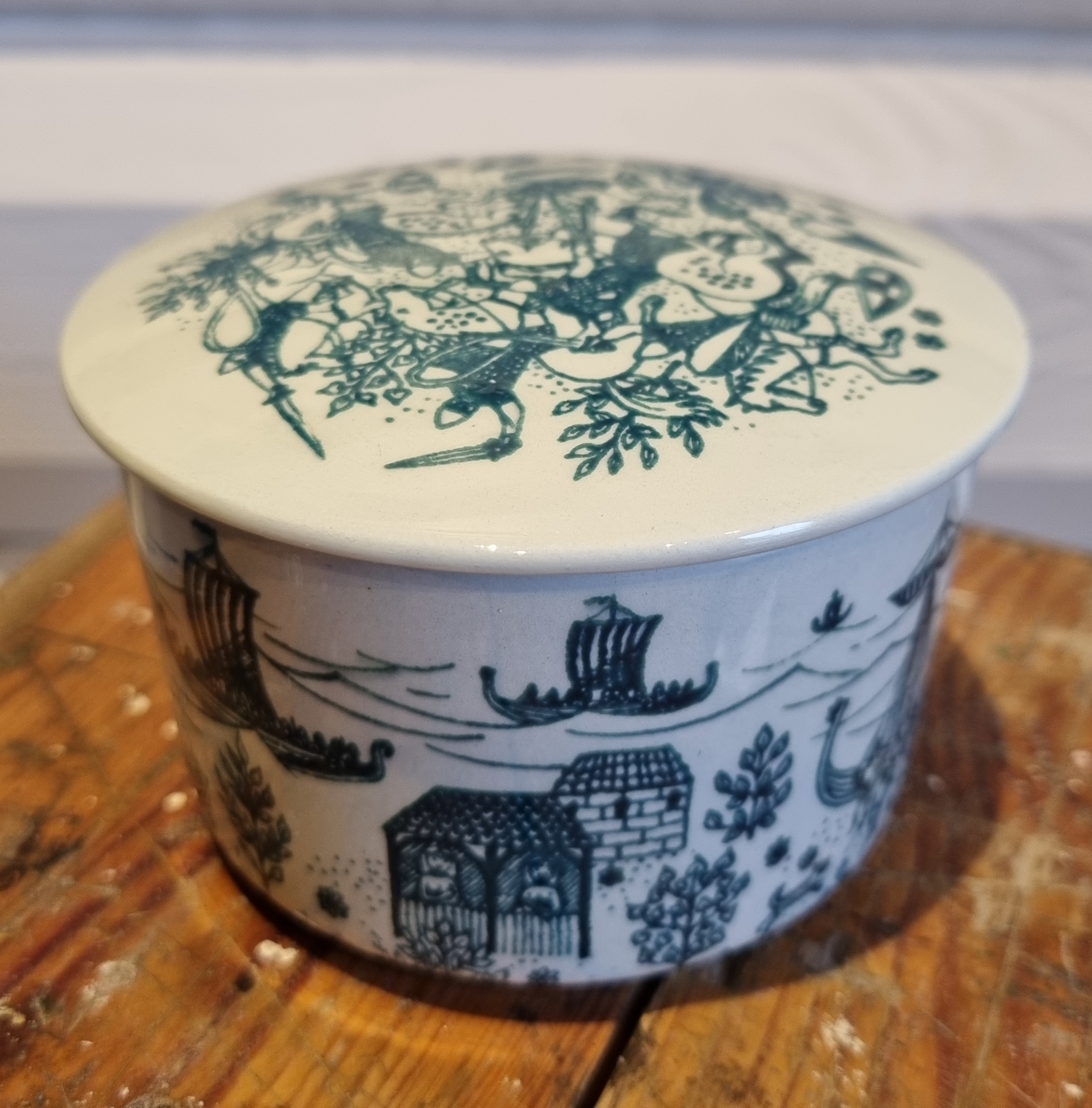 Fin Nymølle lågkrukke - Høyrup 495