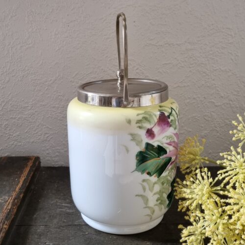 Flot gammel kiksespand i smukke farver