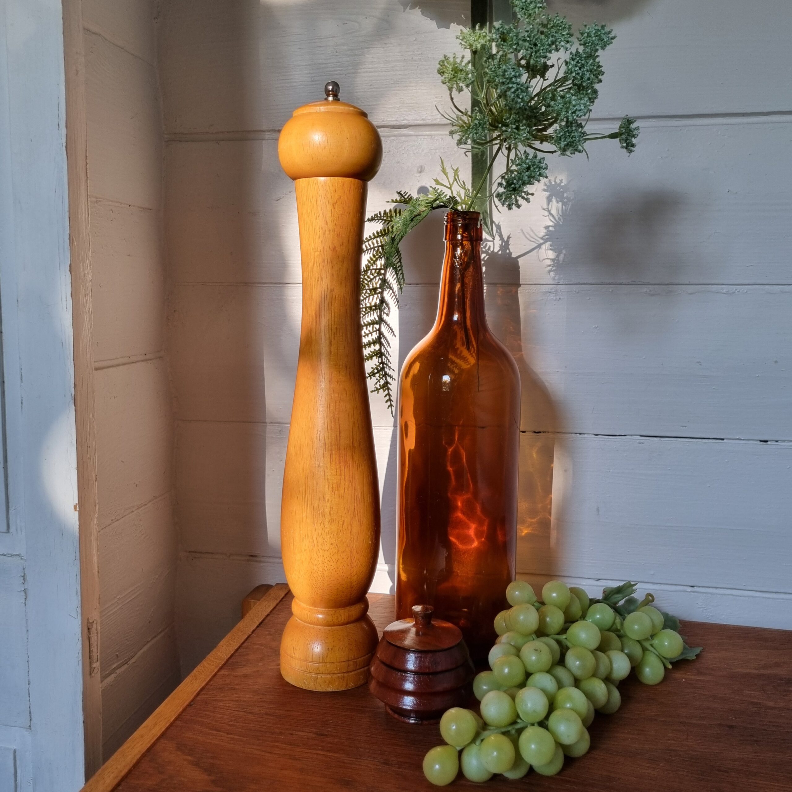 Stor peberkværn i flot stand