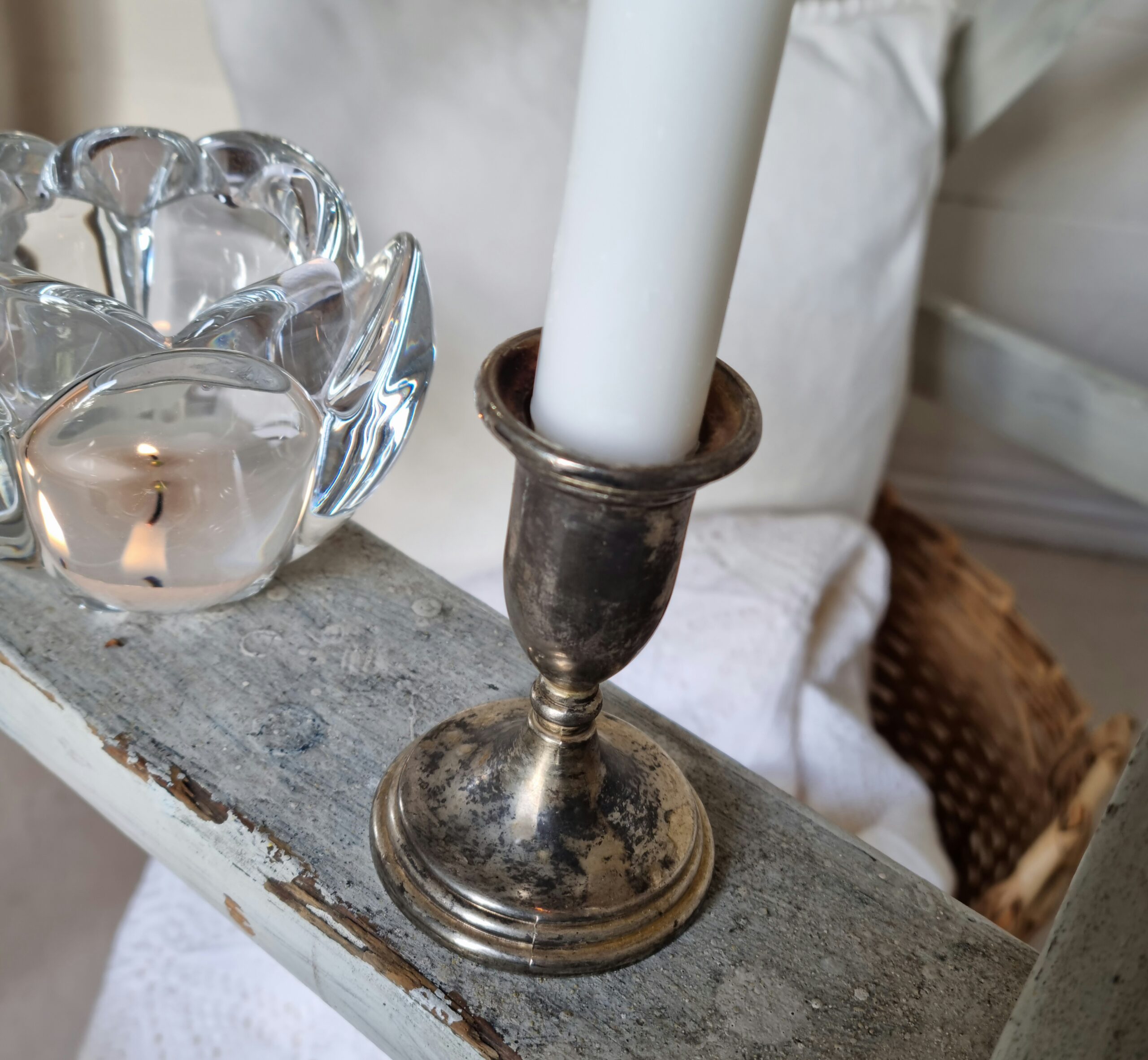 Fin lille lysestage i pletsølv